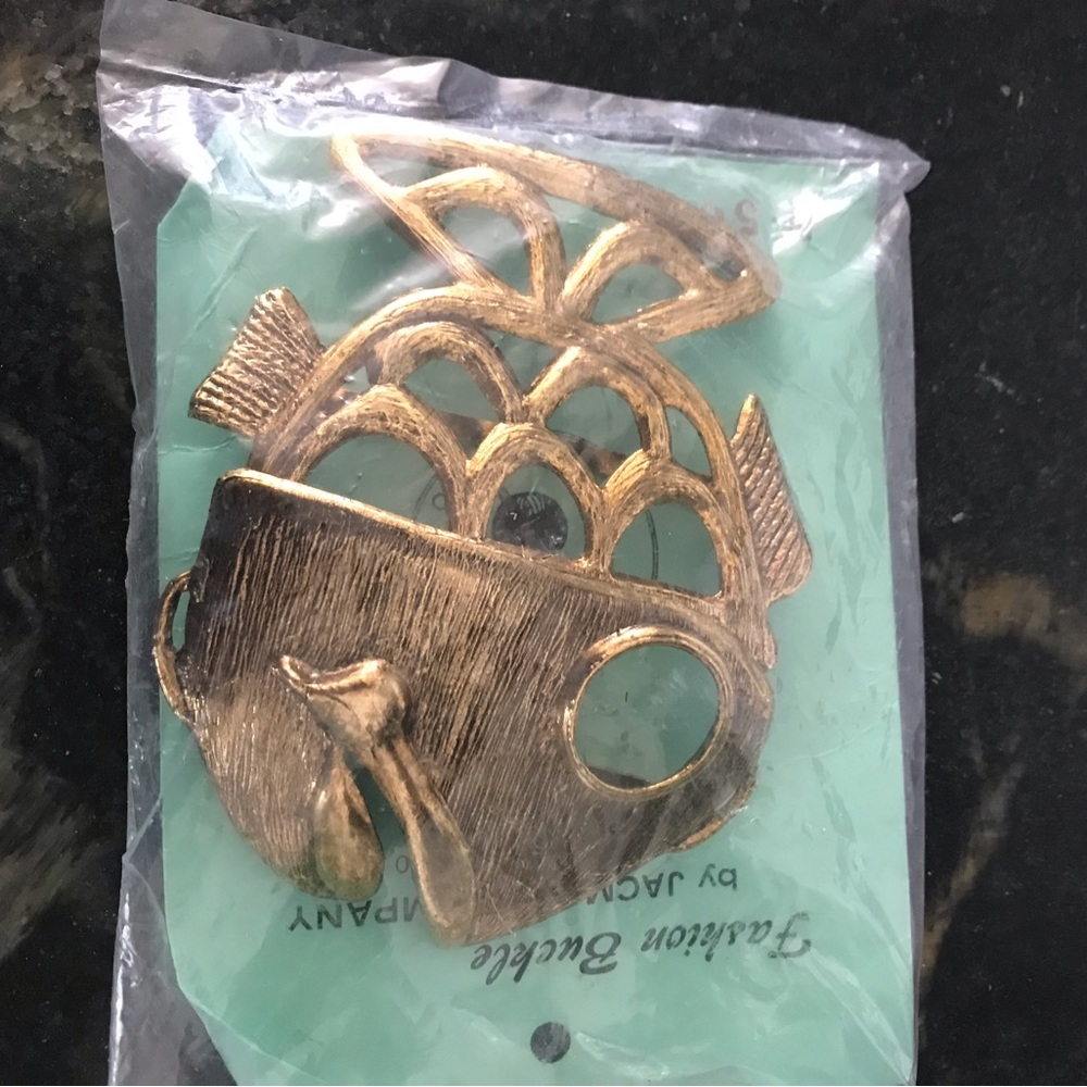Jacmore Company vintage fashion buckles - Picture 3 of 5